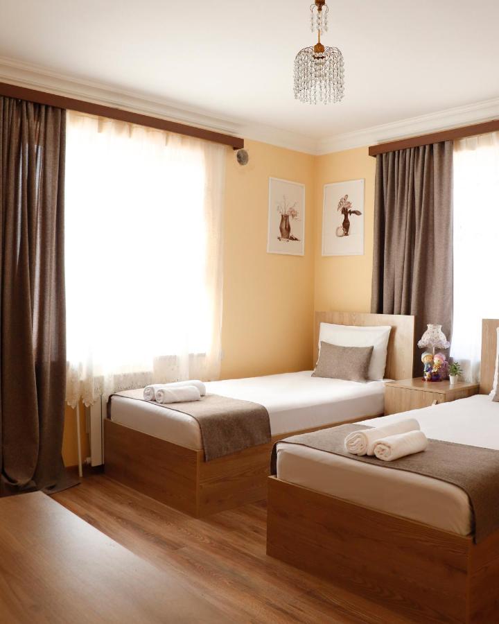 Seva Guesthouse And Cottages Byurakan ภายนอก รูปภาพ