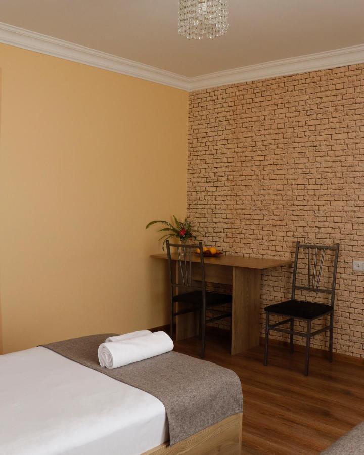 Seva Guesthouse And Cottages Byurakan ภายนอก รูปภาพ